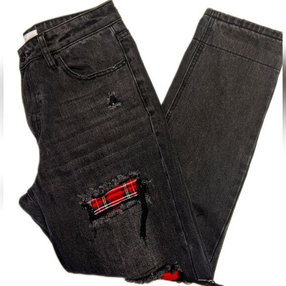 KanCan black distressed jeans w/ red flannel patches, 74% cotton, size 9/28 - Picture 1 of 9